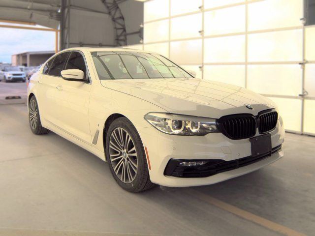 Used 2018 BMW 530e RWD image 2