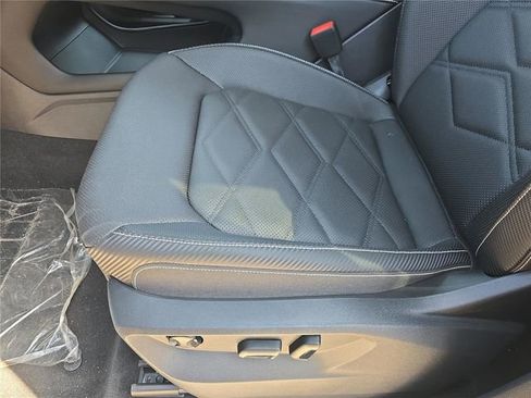 New 2026 Volkswagen Atlas Cross Sport SE image 17