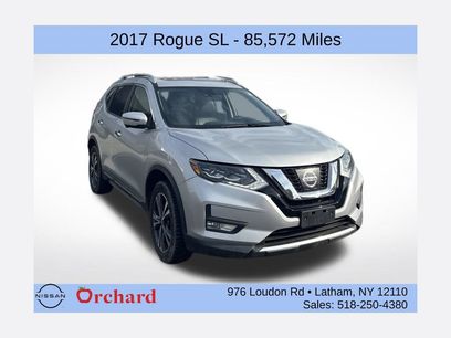 Used 2017 Nissan Rogue SL w/ SL Premium Package