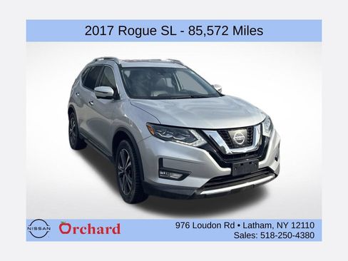 Used 2017 Nissan Rogue SL w/ SL Premium Package AWD/4WD image 1