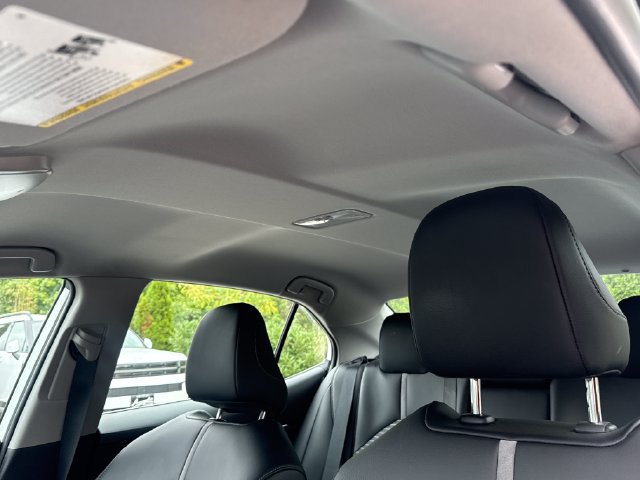 Used 2021 Toyota Camry SE FWD image 21