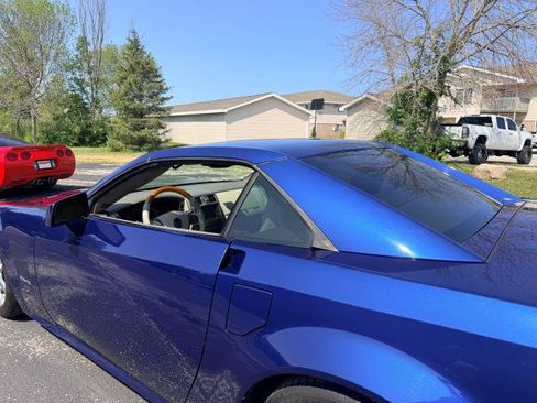 Used 2005 Cadillac XLR RWD image 7