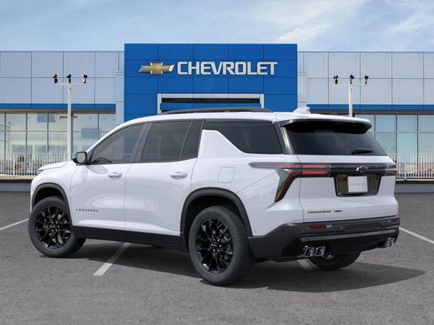 New 2026 Chevrolet Traverse LT w/ Midnight/Sport Edition image 3