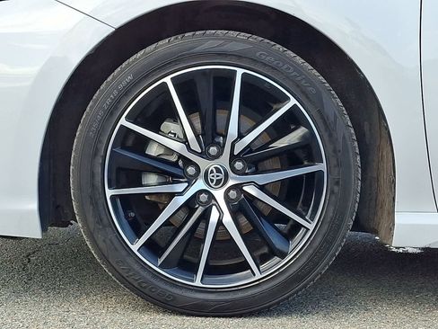 Used 2023 Toyota Camry SE FWD image 11