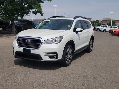 Used 2020 Subaru Ascent Limited w/ Technology Package AWD/4WD image 2