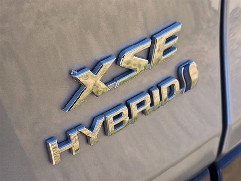 Used 2024 Toyota RAV4 XSE image 9