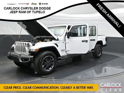 Used 2023 Jeep Gladiator Overland AWD/4WD image 57