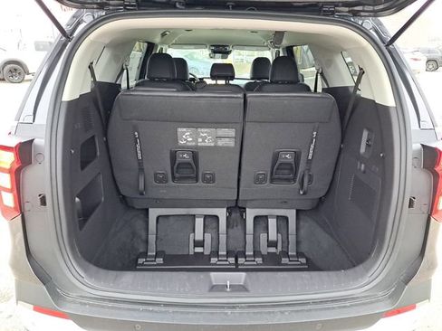 New 2026 Kia Carnival image 24