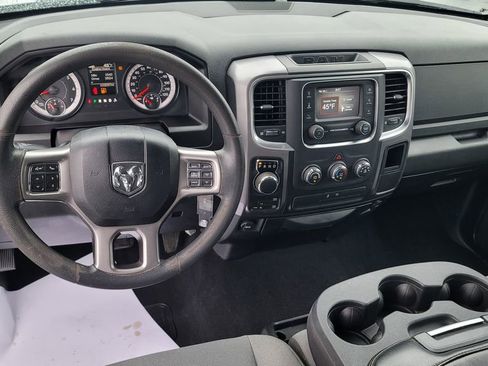 Used 2021 RAM 1500 Classic SLT AWD/4WD image 24