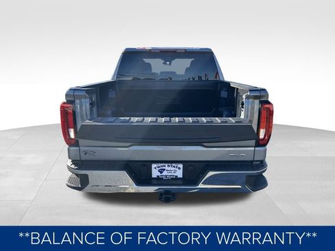 Used 2025 GMC Sierra 1500 SLT image 9
