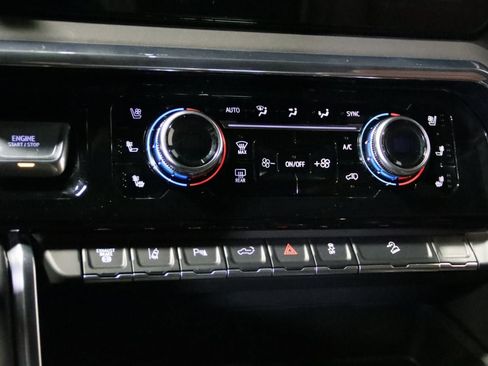 Used 2024 GMC Sierra 2500 Denali Ultimate image 54