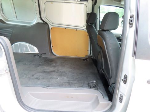 Used 2020 Ford Transit Connect XLT FWD image 26