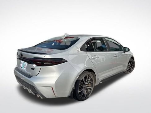 Used 2022 Toyota Corolla XSE image 10