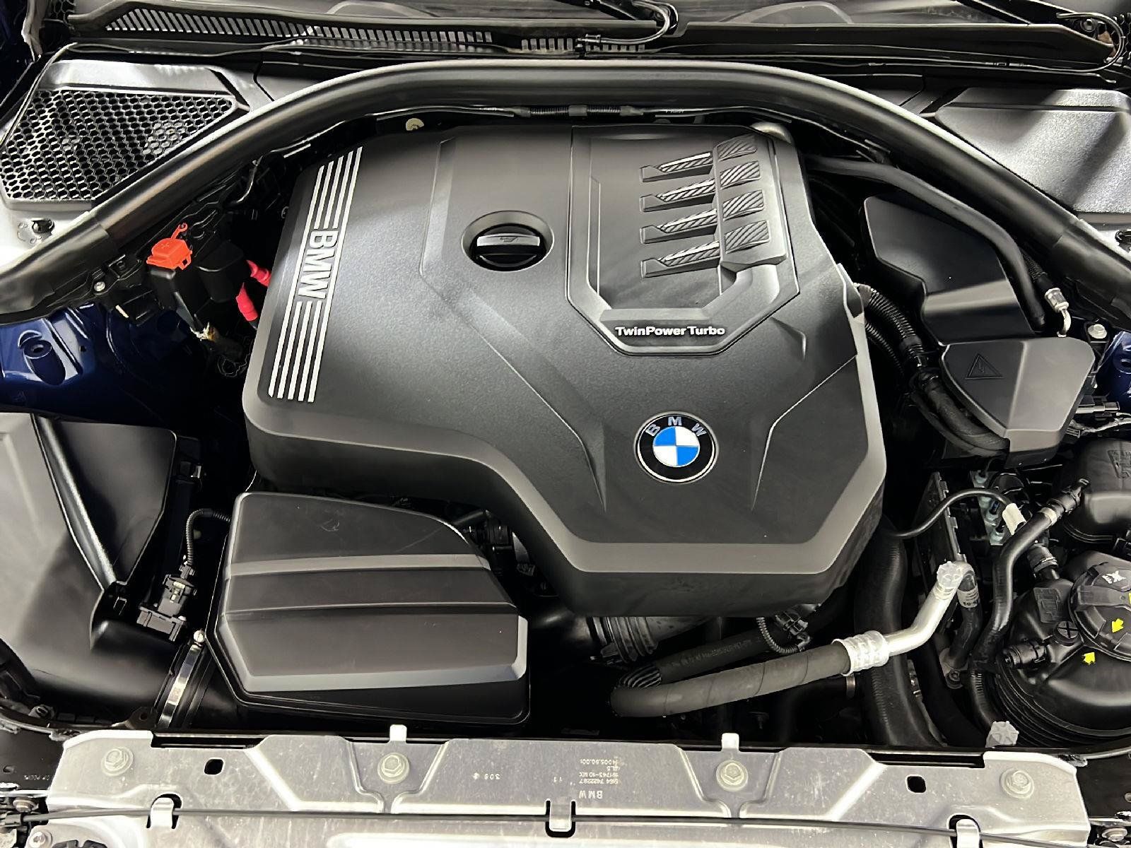 Used 2023 BMW 330i xDrive Sedan w/ Premium Package AWD/4WD image 25