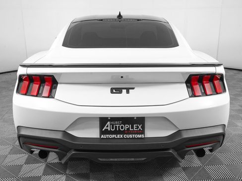 Used 2024 Ford Mustang GT Premium RWD image 5