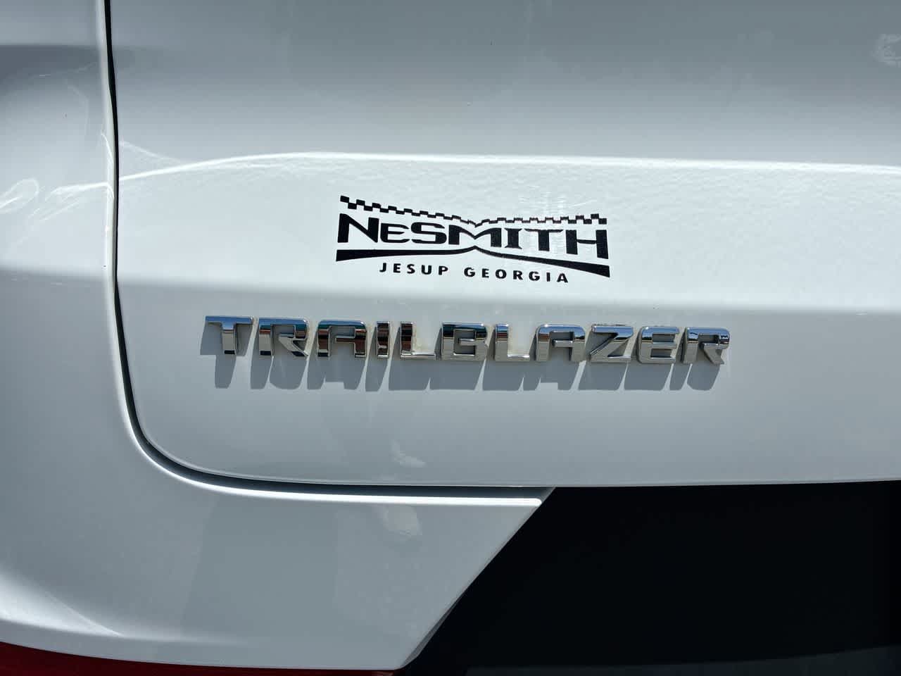 Used 2024 Chevrolet TrailBlazer LS w/ LS Convenience Package FWD image 28