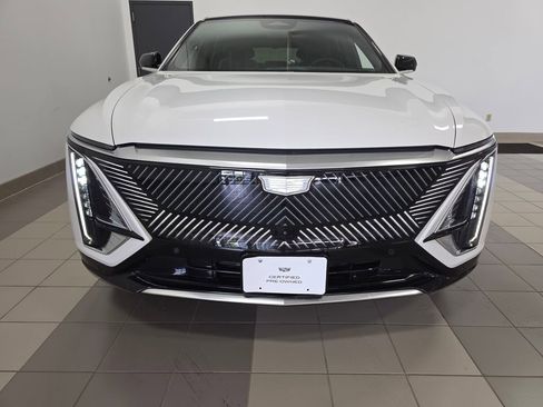 Used 2024 Cadillac Lyriq Tech w/ Driver Assist Package AWD/4WD image 8