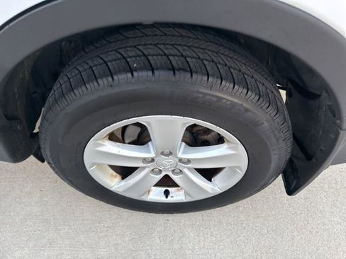 Used 2013 Toyota RAV4 XLE AWD/4WD image 12