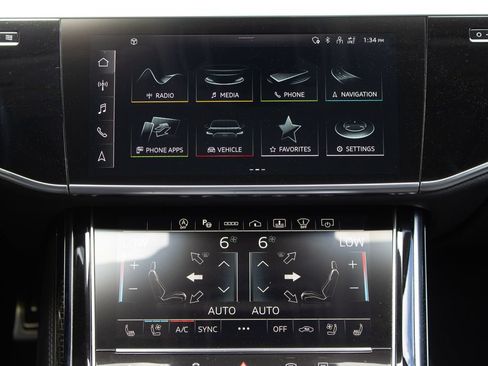 Used 2023 Audi S8 w/ S8 Comfort Plus Package AWD/4WD image 16