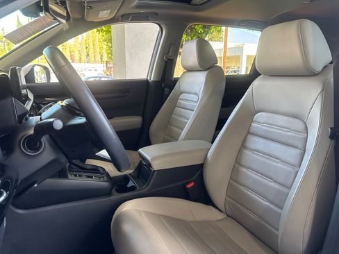 Used 2023 Honda CR-V EX-L image 5