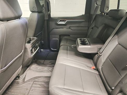 New 2026 GMC Sierra 1500 SLT w/ SLT Premium Plus Package image 26