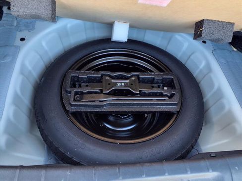 Used 2023 Nissan Maxima Platinum image 31