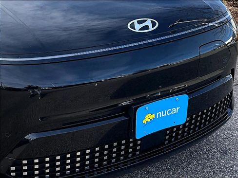 Used 2024 Hyundai Kona Limited image 30