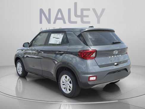 New 2026 Hyundai Venue SE FWD image 5
