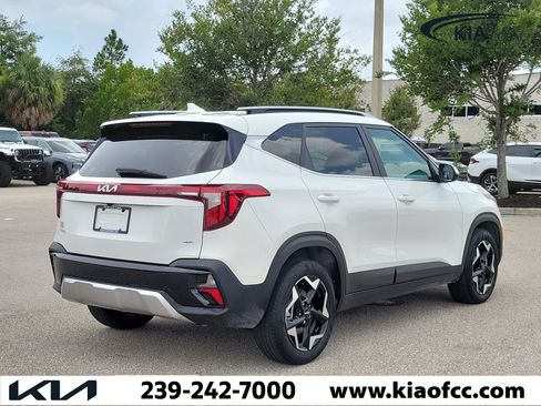 Certified 2024 Kia Seltos EX AWD/4WD image 6