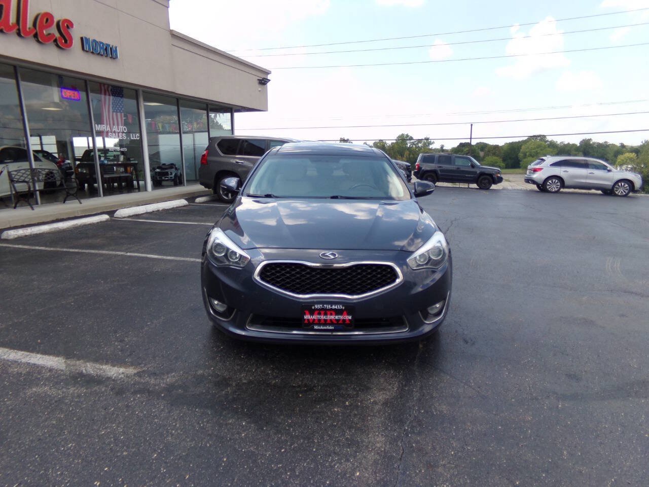 Used 2015 Kia Cadenza Premium w/ Luxury Package FWD image 5