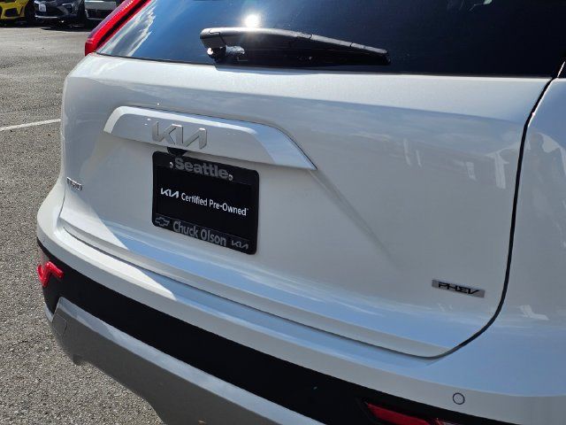 Certified 2024 Kia Niro EX w/ EX Cold Weather Package FWD image 17