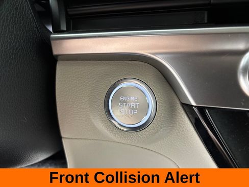 Used 2025 Kia Telluride S FWD image 18