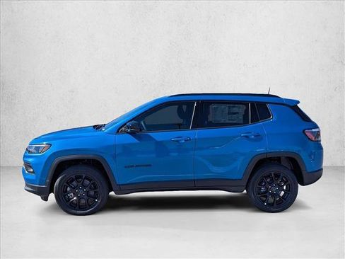 New 2026 Jeep Compass Latitude image 8