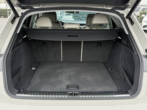 Used 2022 Audi e-tron Premium image 15