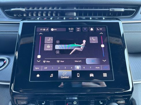 Used 2024 Jeep Grand Cherokee Laredo X w/ Luxury Tech Group I AWD/4WD image 68