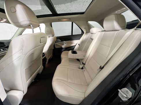 Used 2020 Mercedes-Benz GLE 450 4MATIC image 26