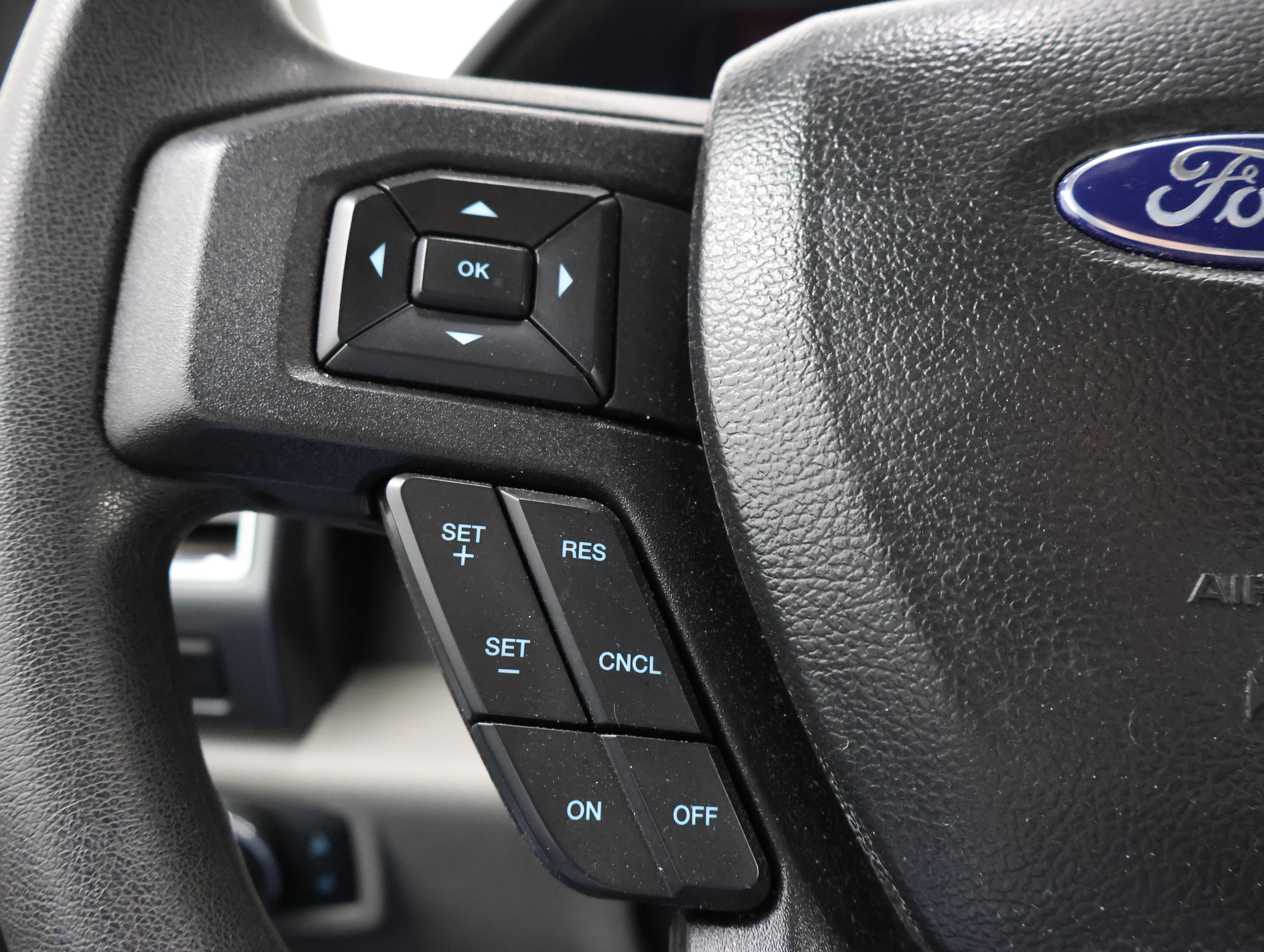 Used 2022 Ford F350 XLT AWD/4WD image 15