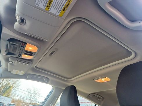 Used 2025 Subaru Impreza 2.0i Sport image 12