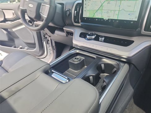 New 2026 Ford Expedition Max Active image 31