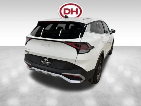 Used 2024 Kia Sportage LX image 13