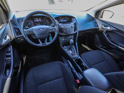 Used 2017 Ford Focus SE image 19