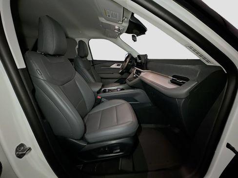 New 2026 Ford Explorer Active w/ Active Comfort Package AWD/4WD image 34