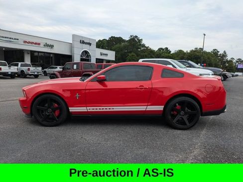 Used 2011 Ford Mustang Premium w/ 202A Rapid Spec Order Code RWD image 7