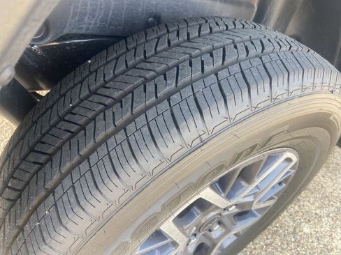 Used 2026 Jeep Wrangler Sahara image 29