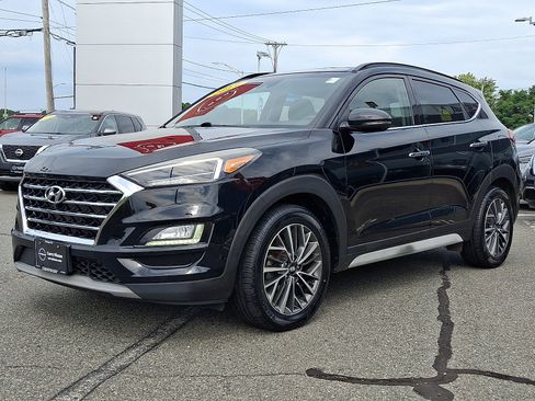 Used 2019 Hyundai Tucson Ultimate w/ Cargo Package FWD image 3