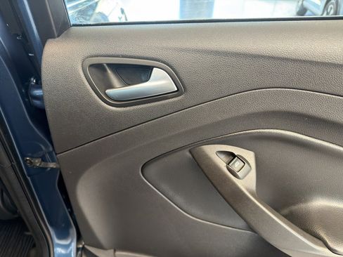 Used 2018 Ford Escape SE AWD/4WD image 14