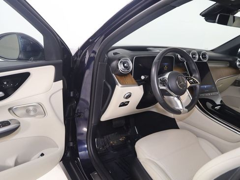 Used 2023 Mercedes-Benz GLC 300 4MATIC w/ Pinnacle Trim Package image 48