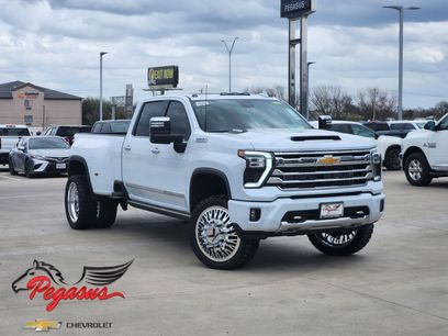 New 2026 Chevrolet Silverado 3500 High Country w/ Technology Package