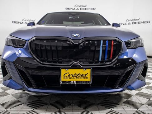 Used 2024 BMW 530i w/ M Sport Package image 7