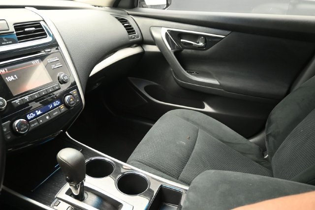 Used 2014 Nissan Altima 2.5 SV w/ Convenience Package FWD image 28